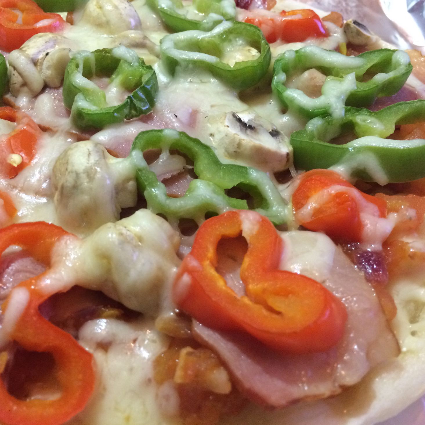 8寸纯手工什锦披萨