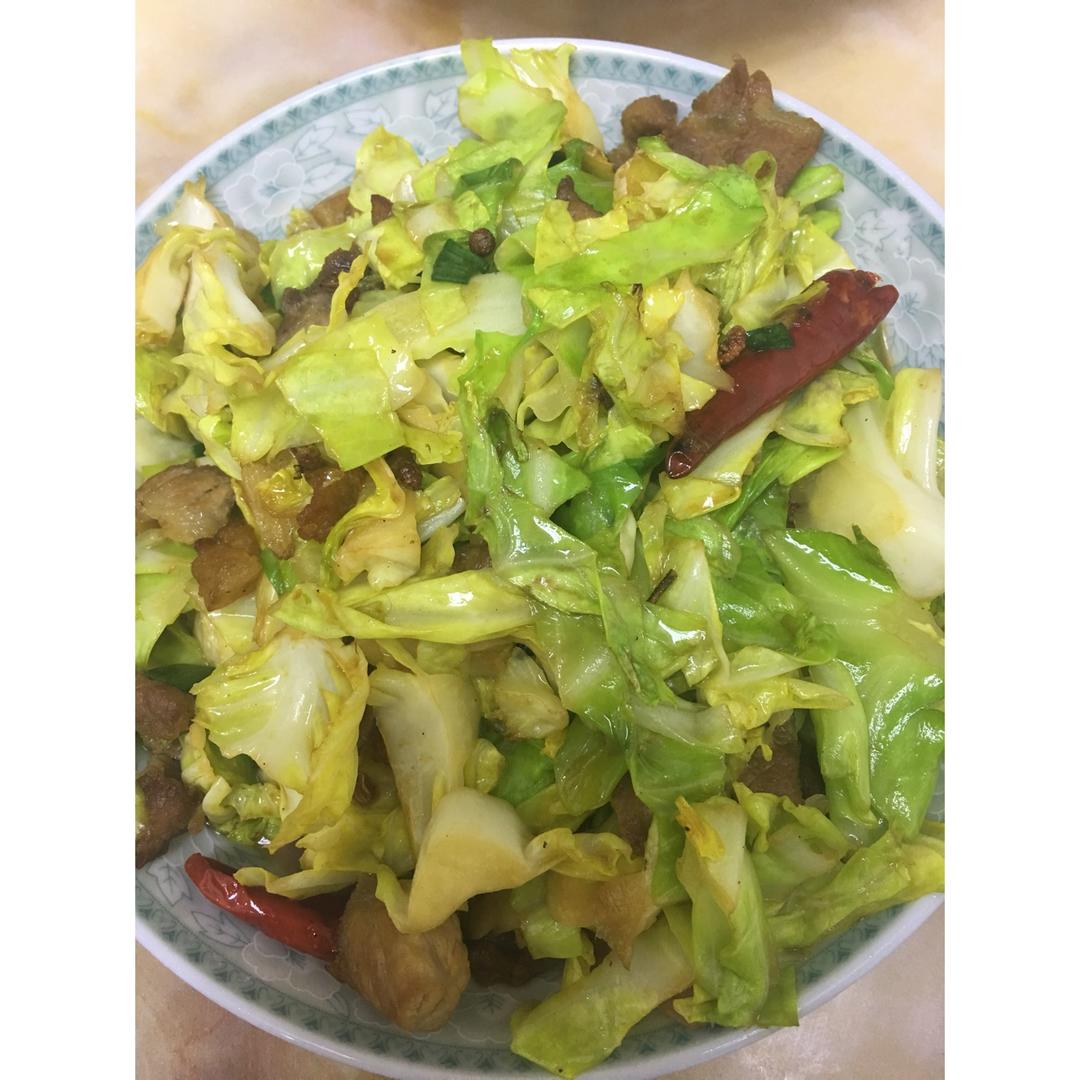 阿婆手撕包菜