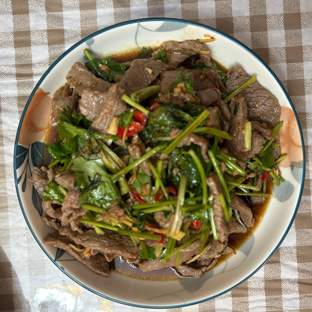 丈母娘吃了都夸的凉拌香菜牛肉