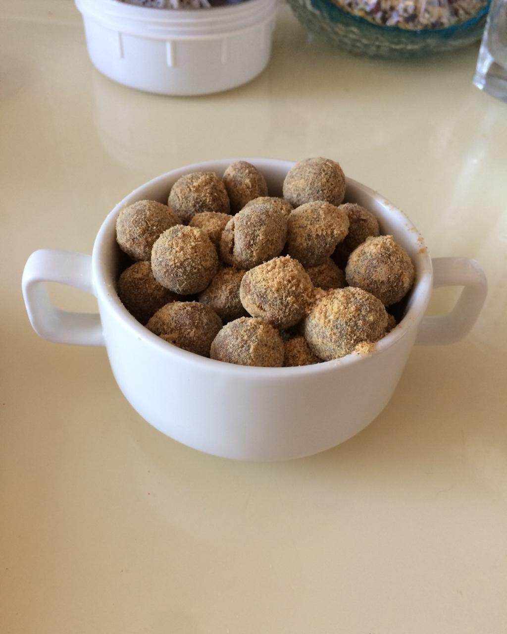 きなこ飴(黄豆粉软糖）