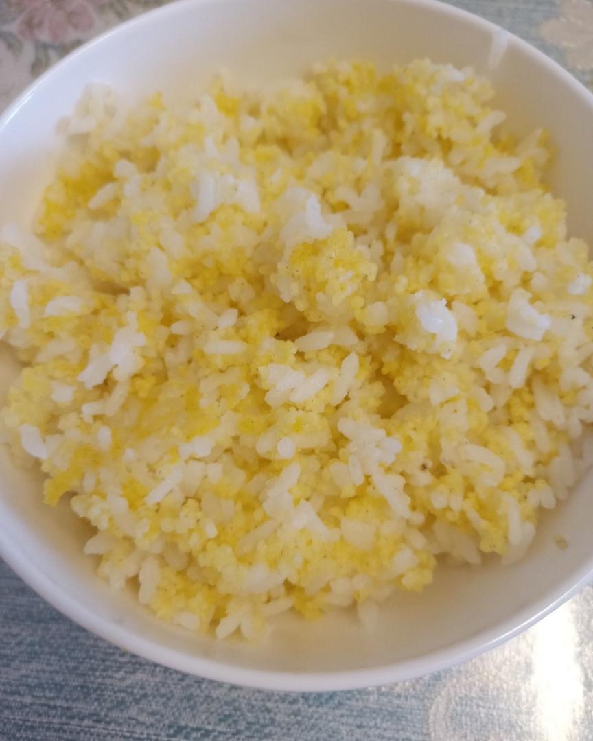 学生早餐--忆苦思甜小米饭