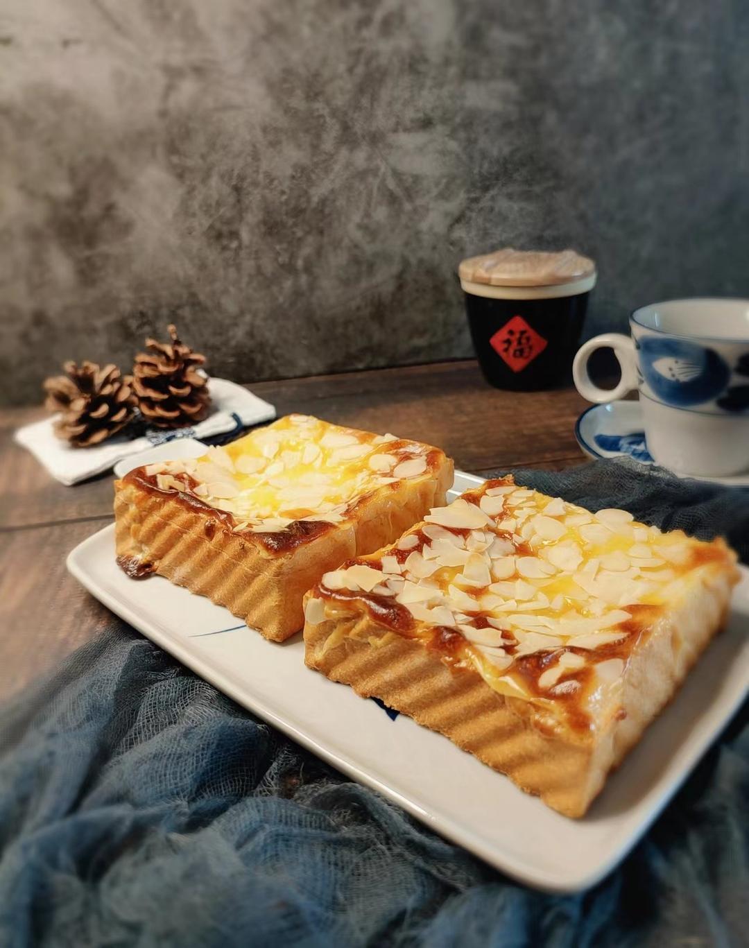 零失败快手岩烧乳酪(熔岩吐司)十分钟网红早餐，好吃哭