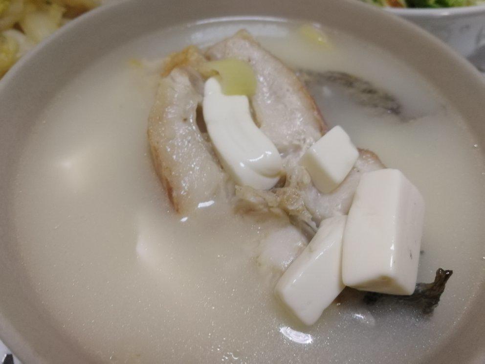 黑鱼豆腐汤