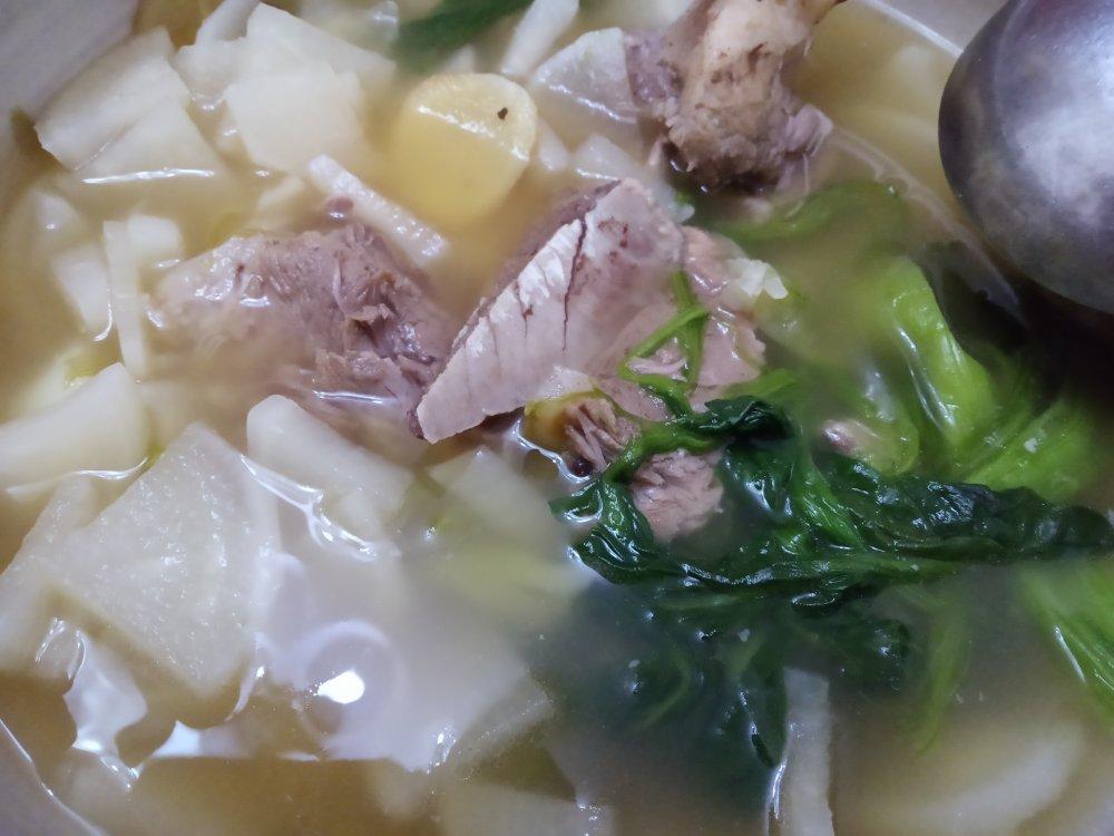 萝卜骨头汤