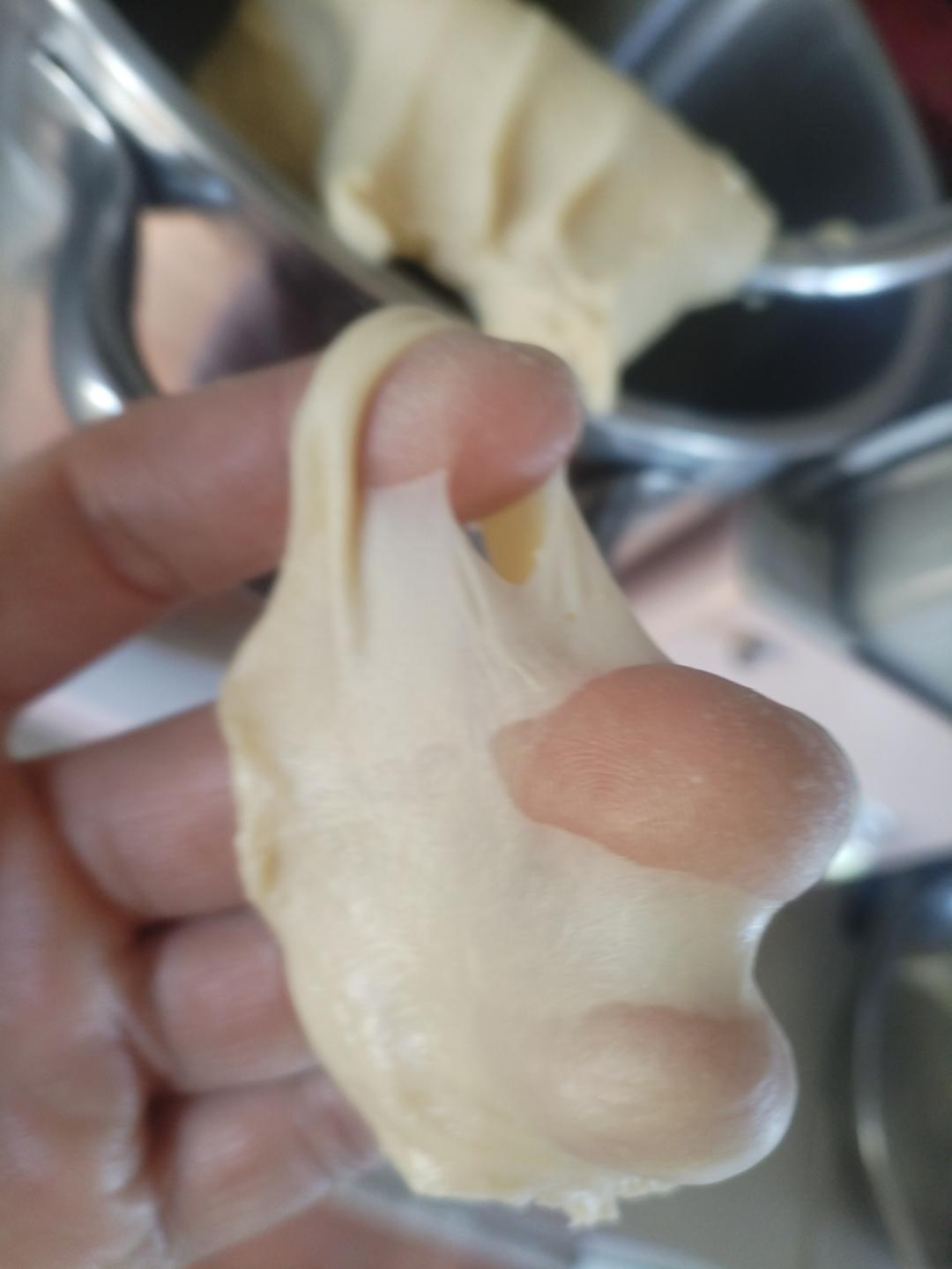 一个面团撑起一家店的台式面包—香肠面包