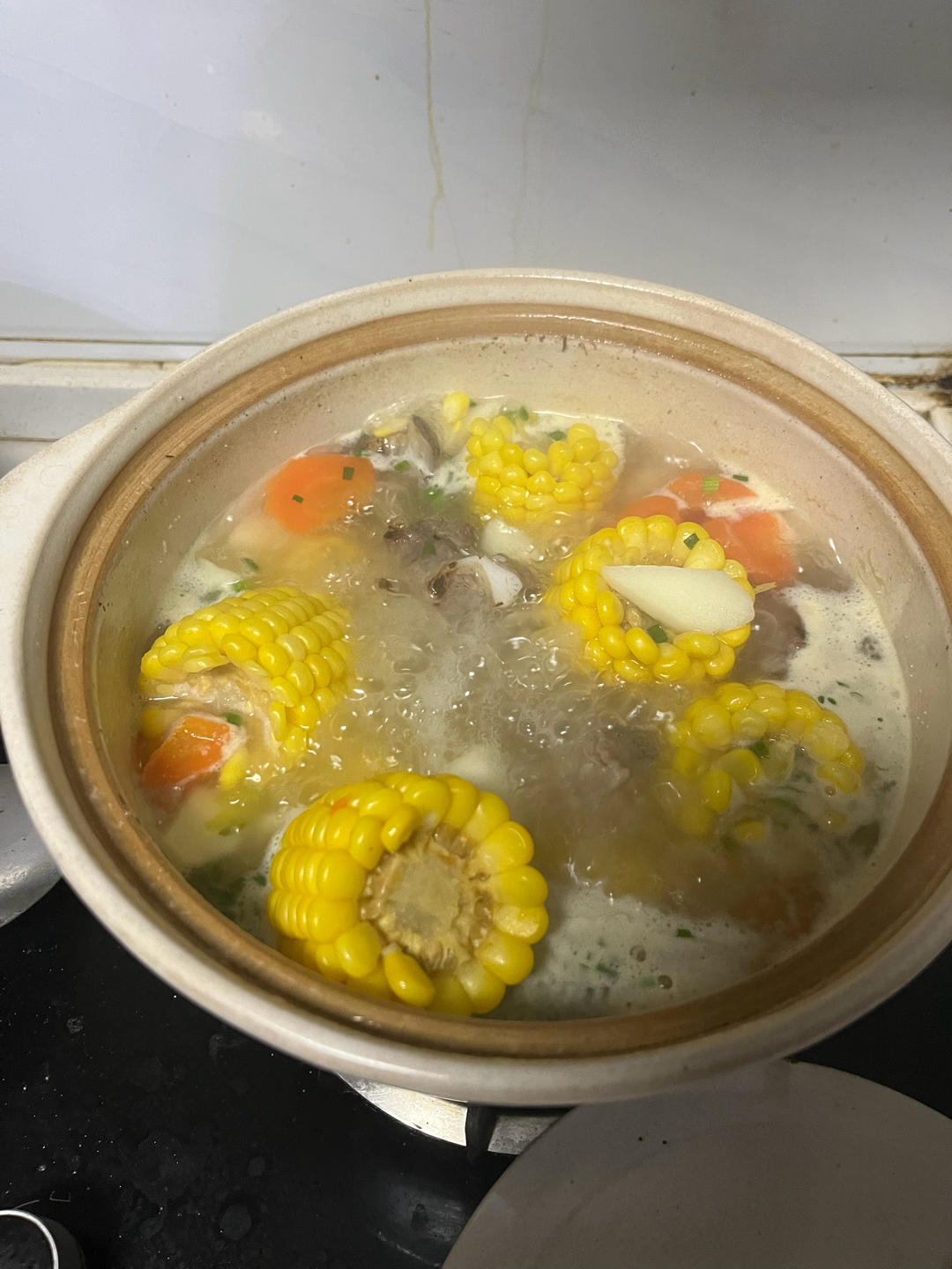 玉米山药排骨汤～