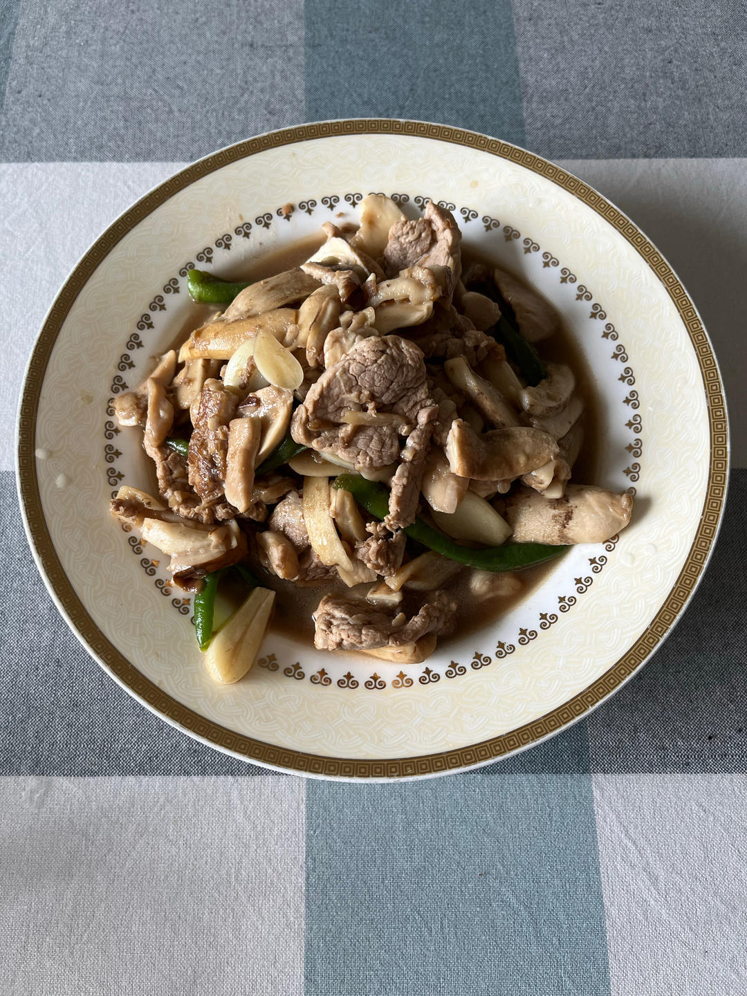 赤松茸炒肉