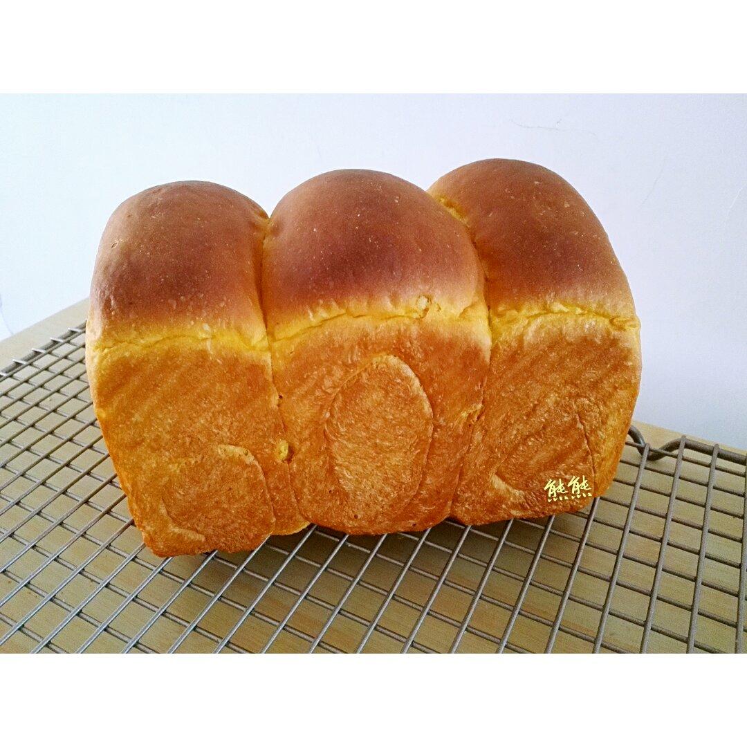 南瓜奶香吐司