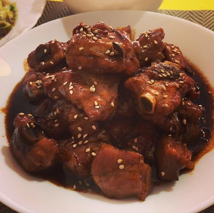 冰花梅酱烧排骨