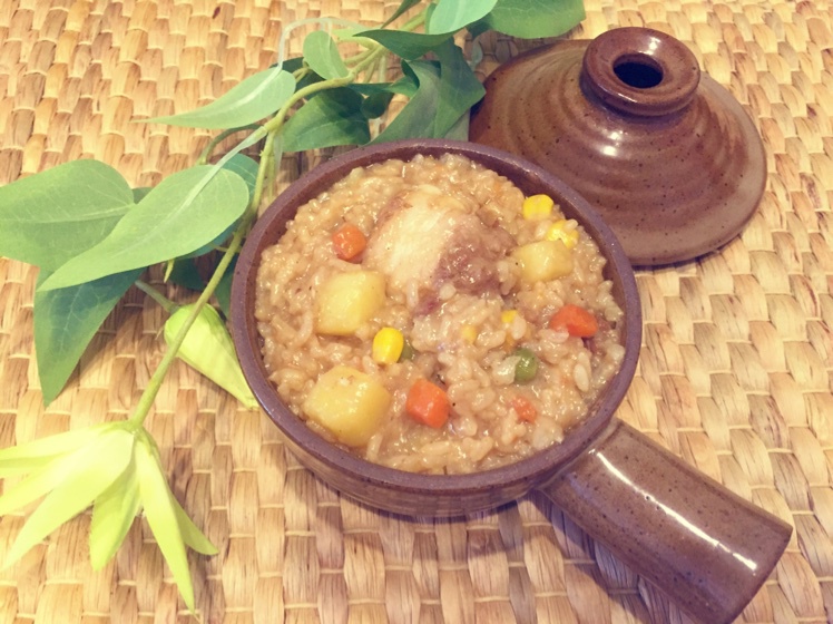 喷香排骨焖饭（爆好吃）
