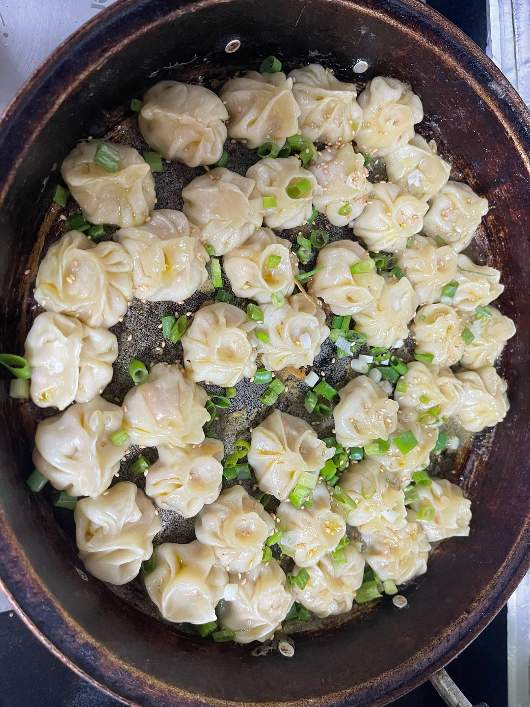 不揉面的--拇指生煎包