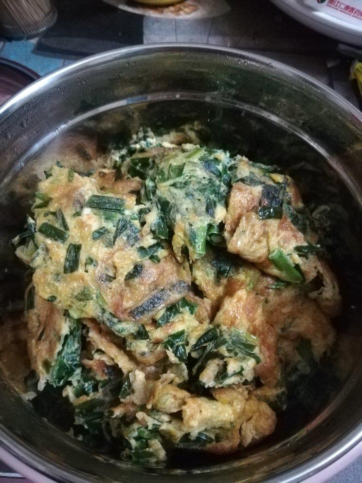 野韭菜炒鸡蛋or蒸鸡蛋羹