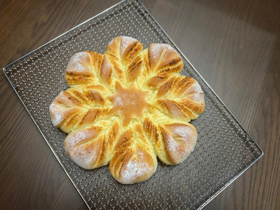 万用优美造型，不用出手膜的面包