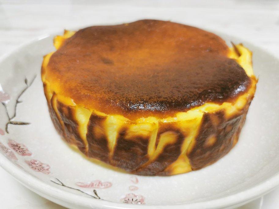 巴斯克重芝士蛋糕