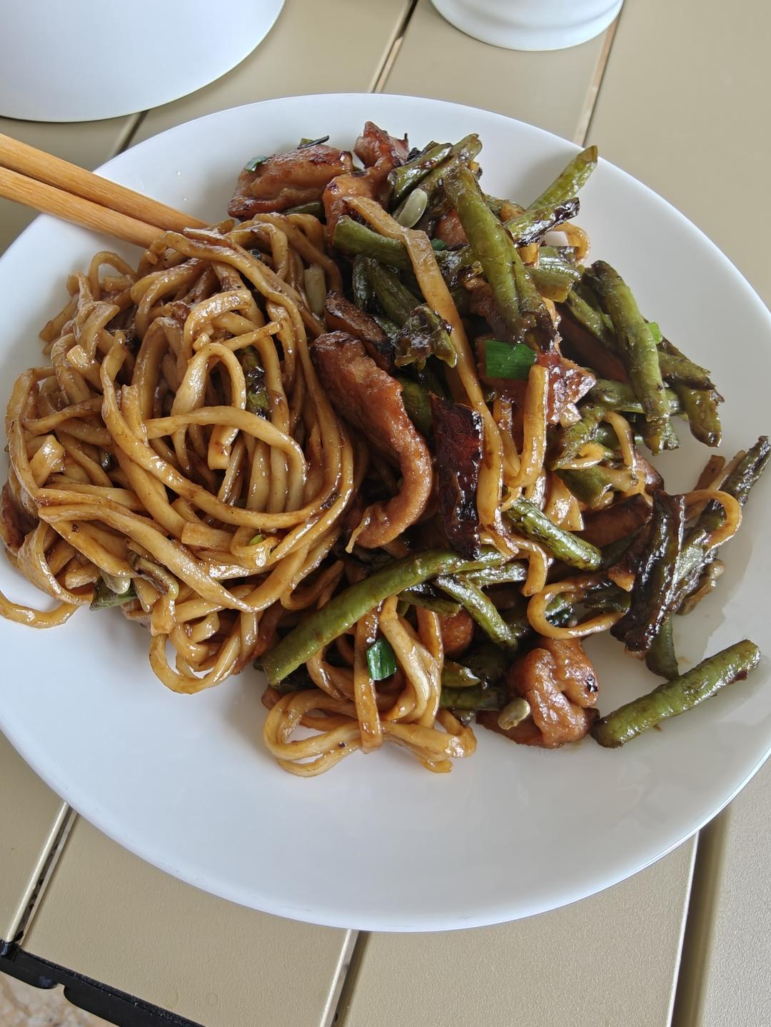 芸豆焖面（附万能的腌肉不老的办法）