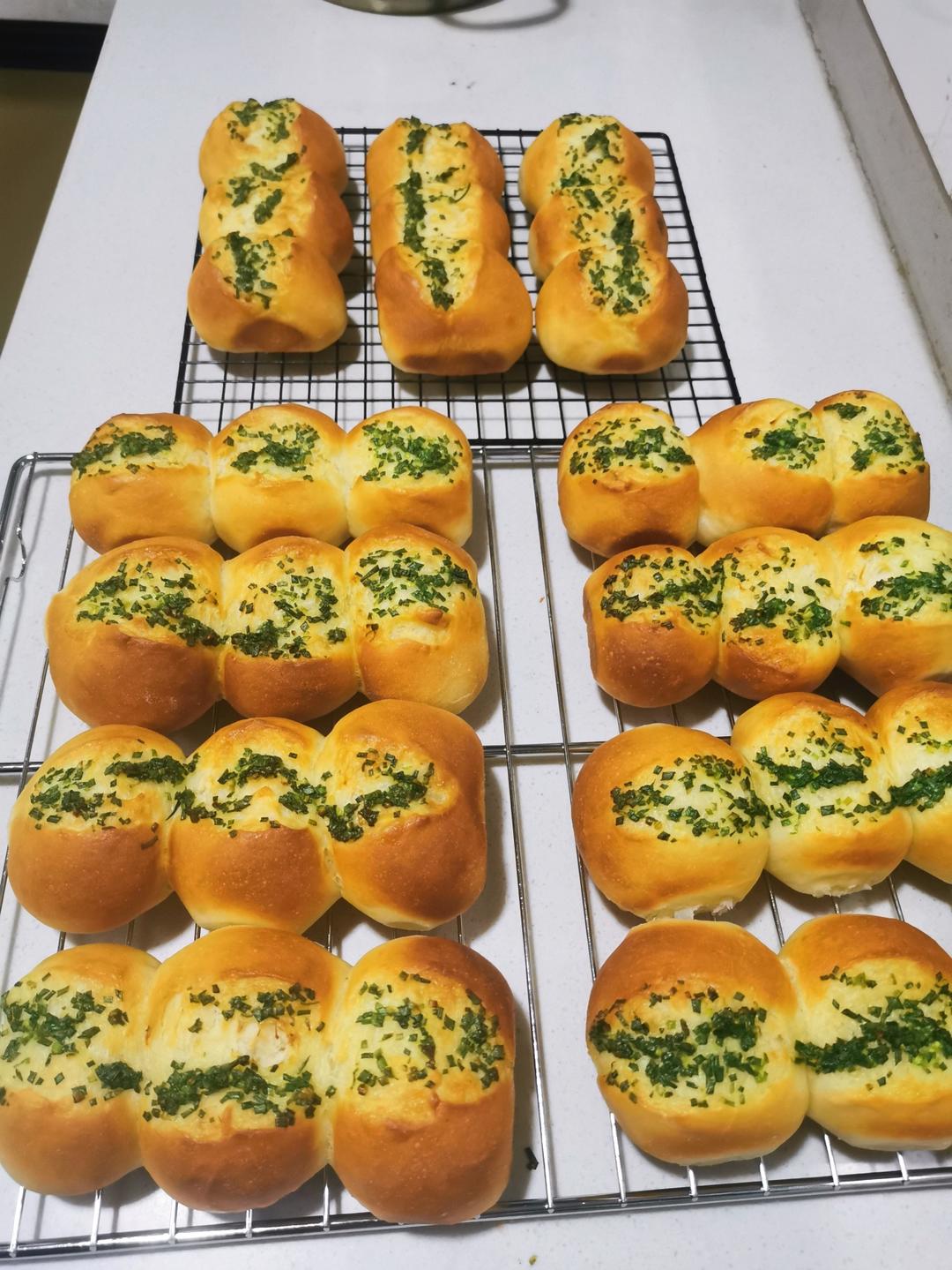 松软可爱，香葱泡泡包