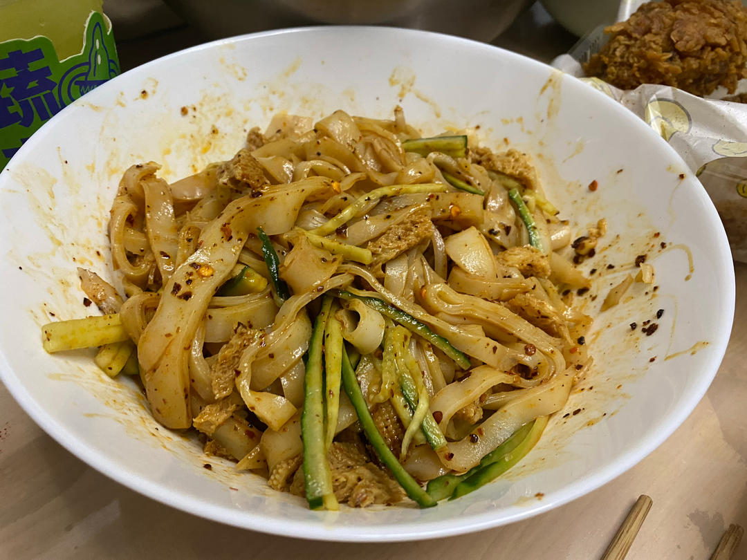 凉皮￨巨好吃