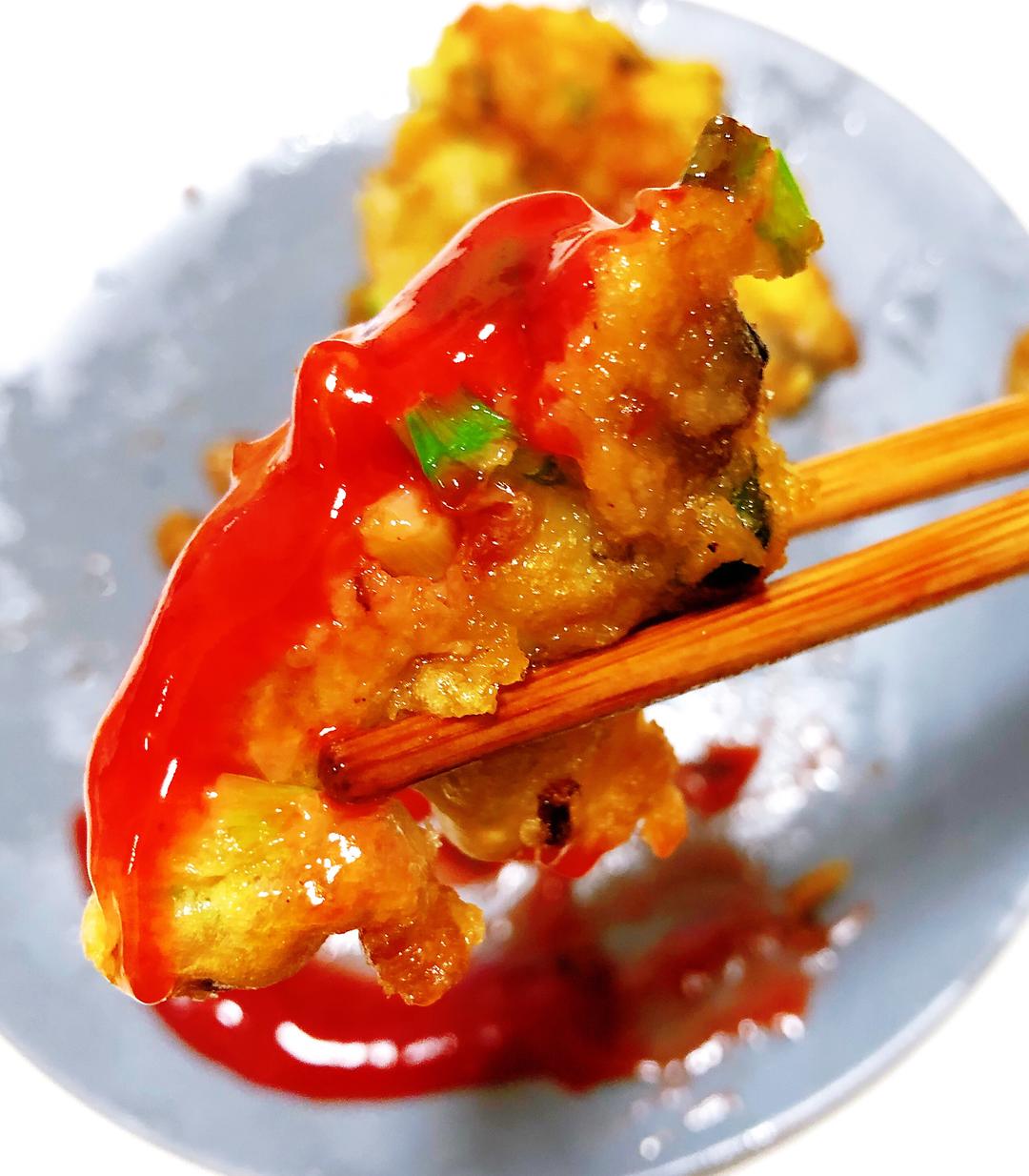 一定要配番茄酱吃的『蛤蜊煎』的做法