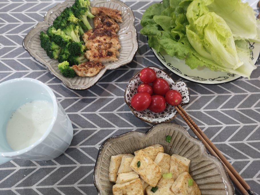酷炫屌炸天好吃的煎鸡胸肉（香蒜蜂蜜煎鸡胸肉）