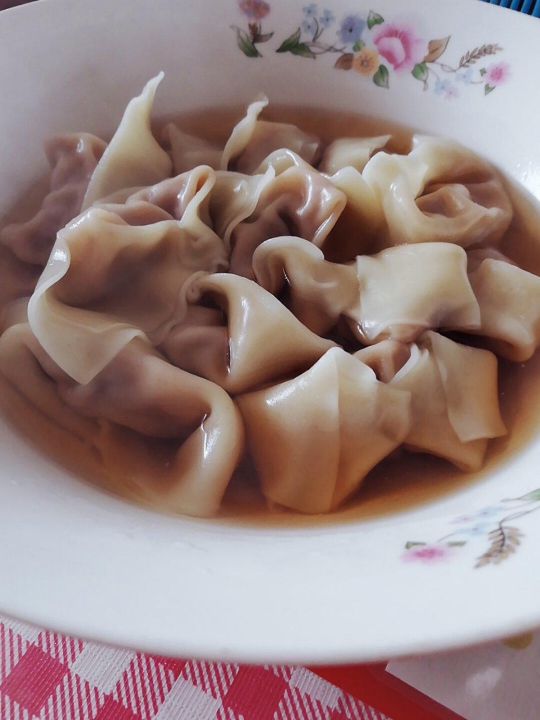 上海荠菜大馄饨