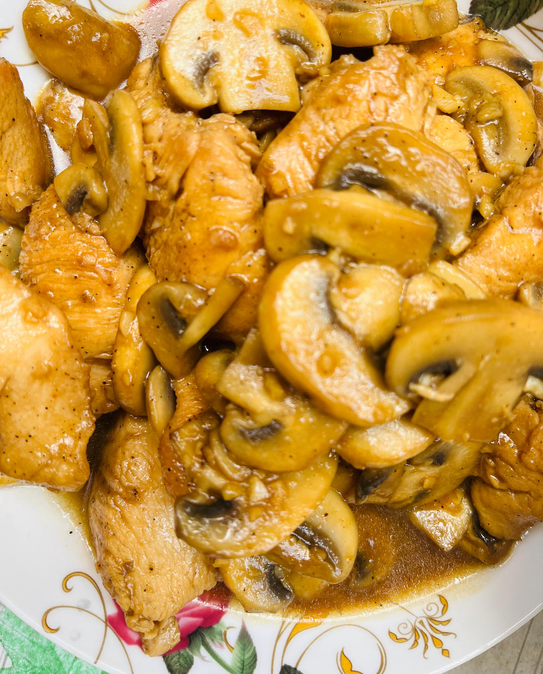 嫩滑不柴❗️爆好吃的黑椒口蘑炒鸡胸肉～绝了