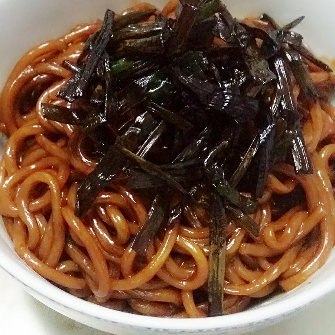 葱油拌面Spring Onion Noodles