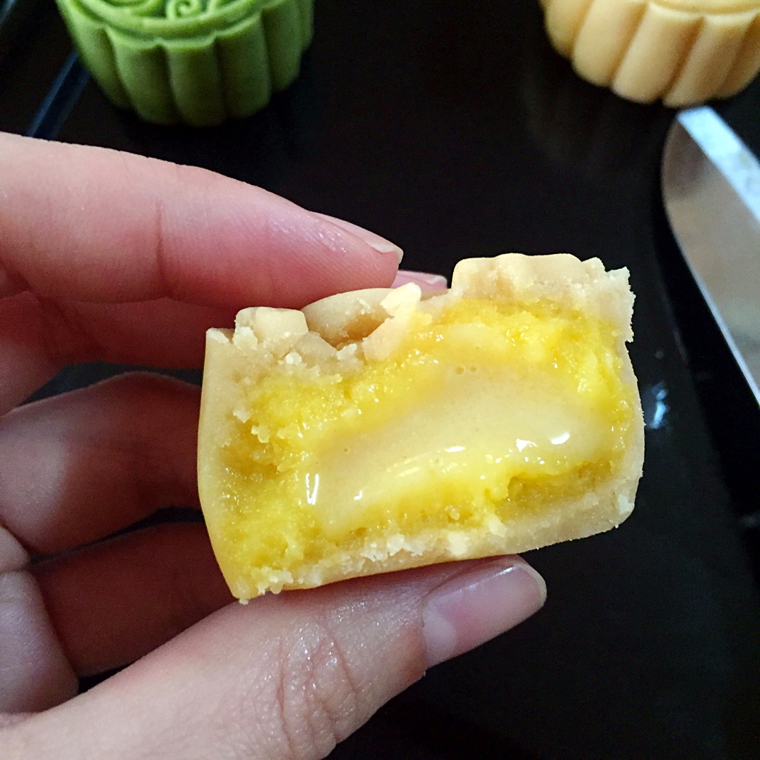 当下最流行的月饼----通透奶黄流心月饼配方、细节和理论