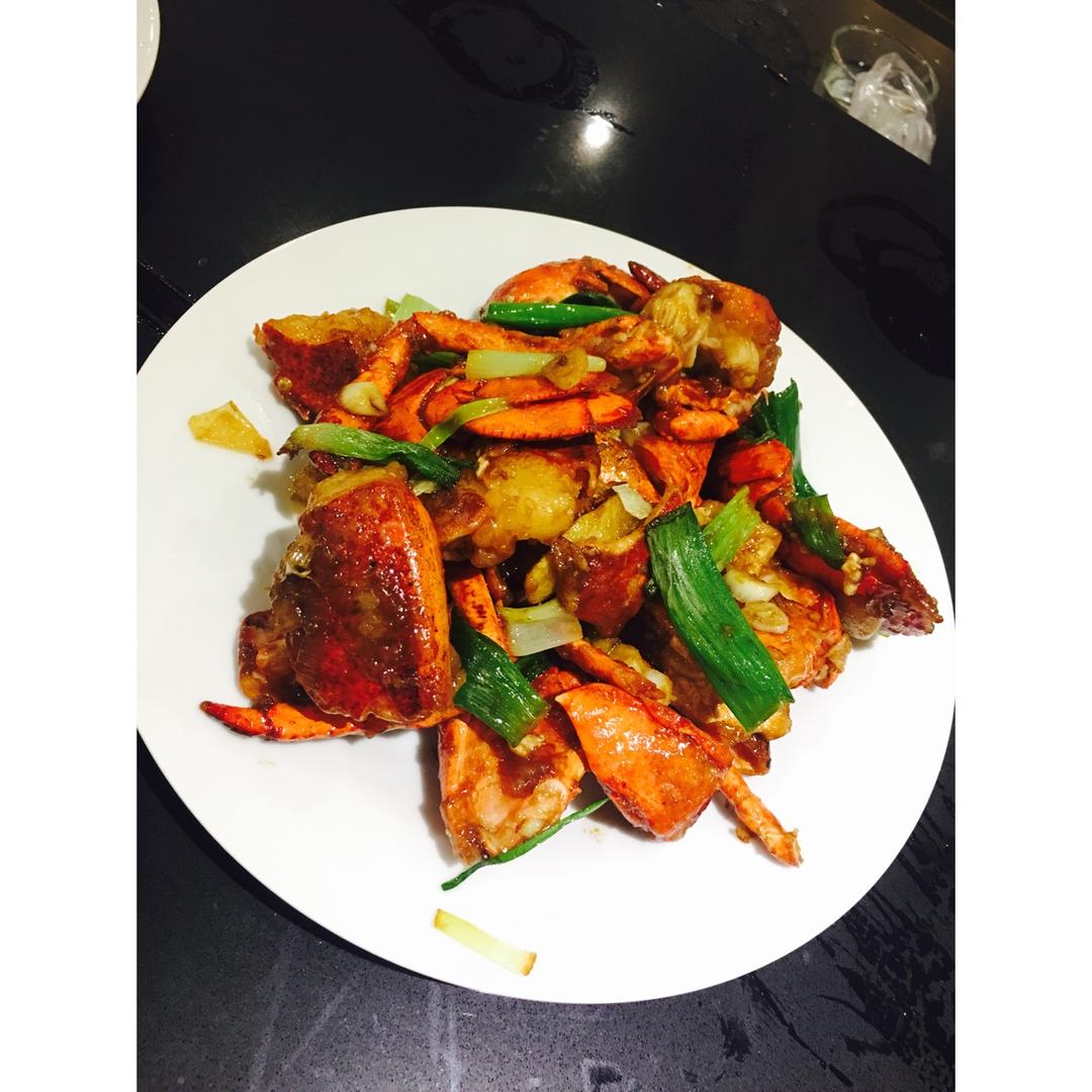 葱姜龙虾（附详细的拆解龙虾技巧，附精确地调料用量）