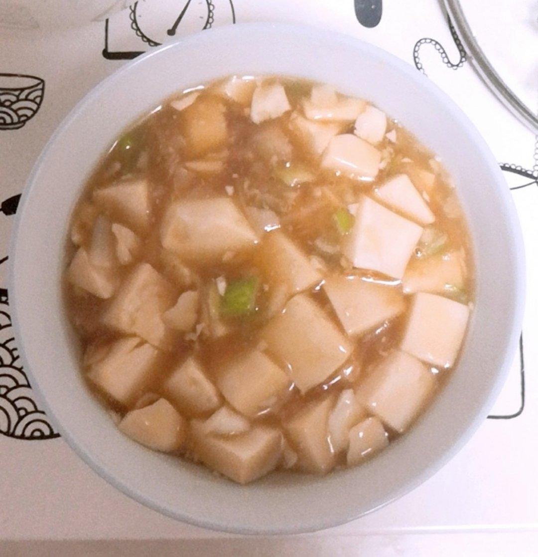 不放肉也超下饭的葱焖豆腐