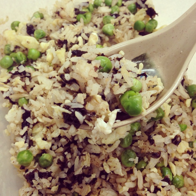 低卡瘦身紫菜蛋炒饭