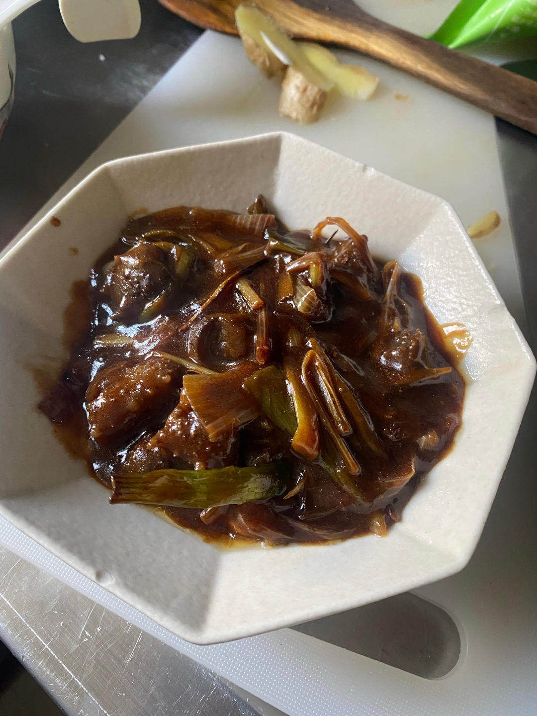 “零腥”巨下饭葱烧海参