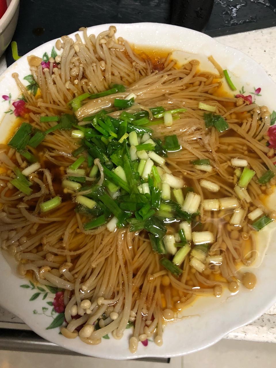 油泼金针菇