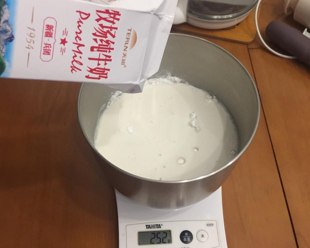 纯奶手撕吐司的做法 步骤1