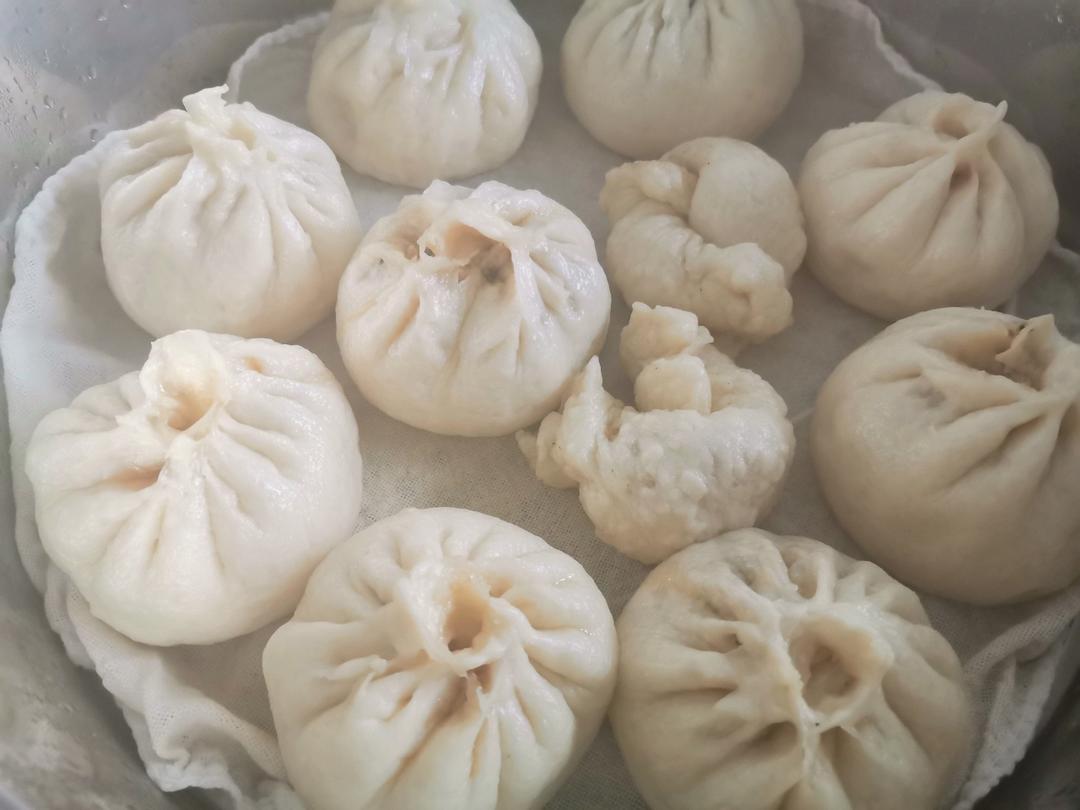 荠菜猪肉包子