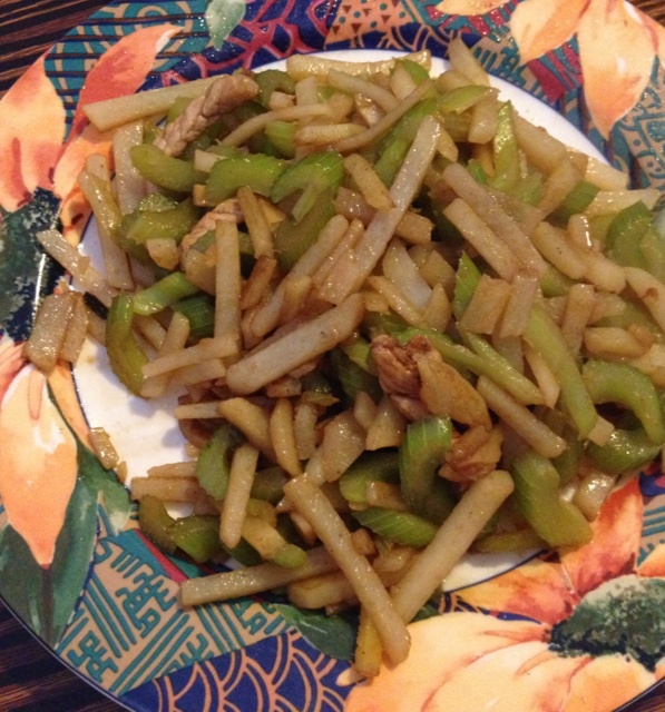 芹菜炒土豆丝