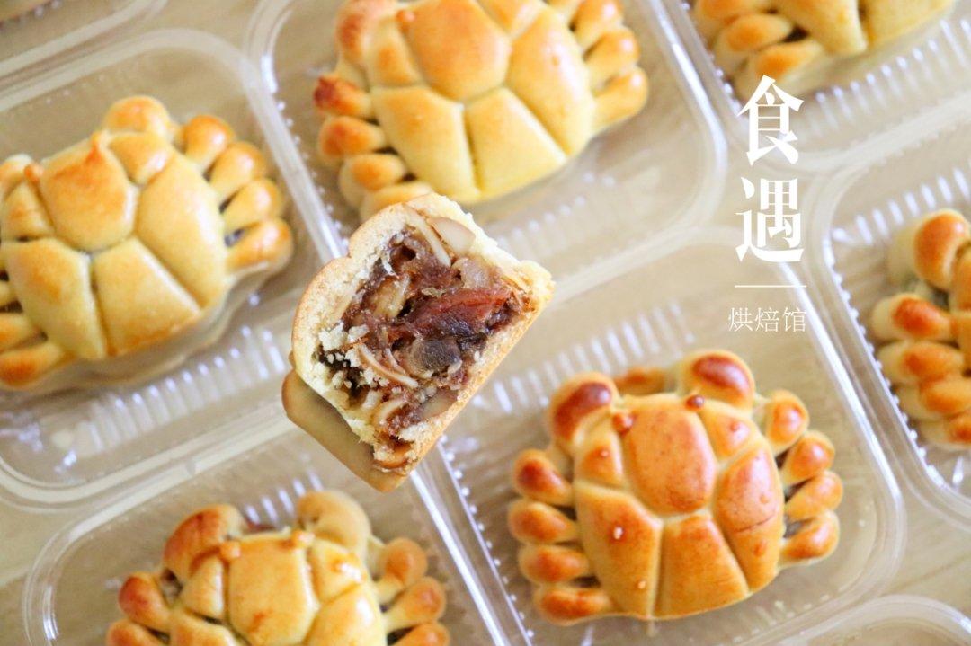 广式月饼—蛋黄莲蓉月饼