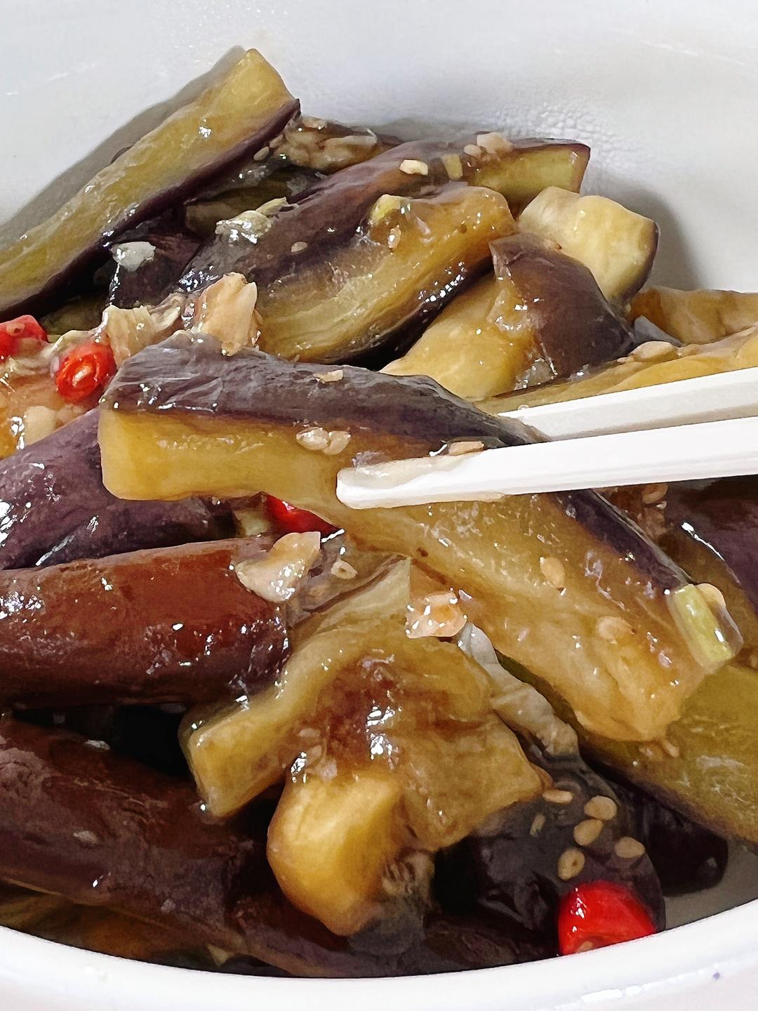不开火微波炉酸辣茄子