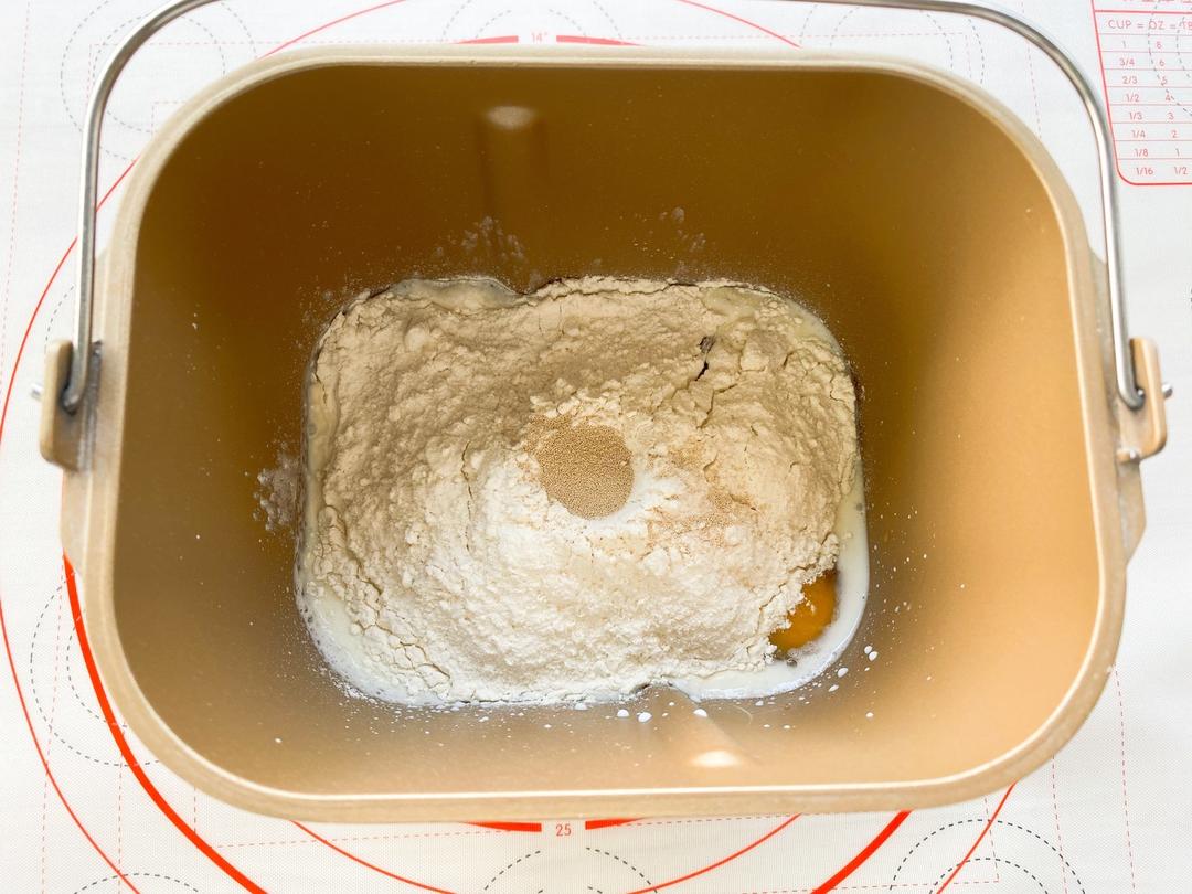 纯奶手撕吐司的做法 步骤1
