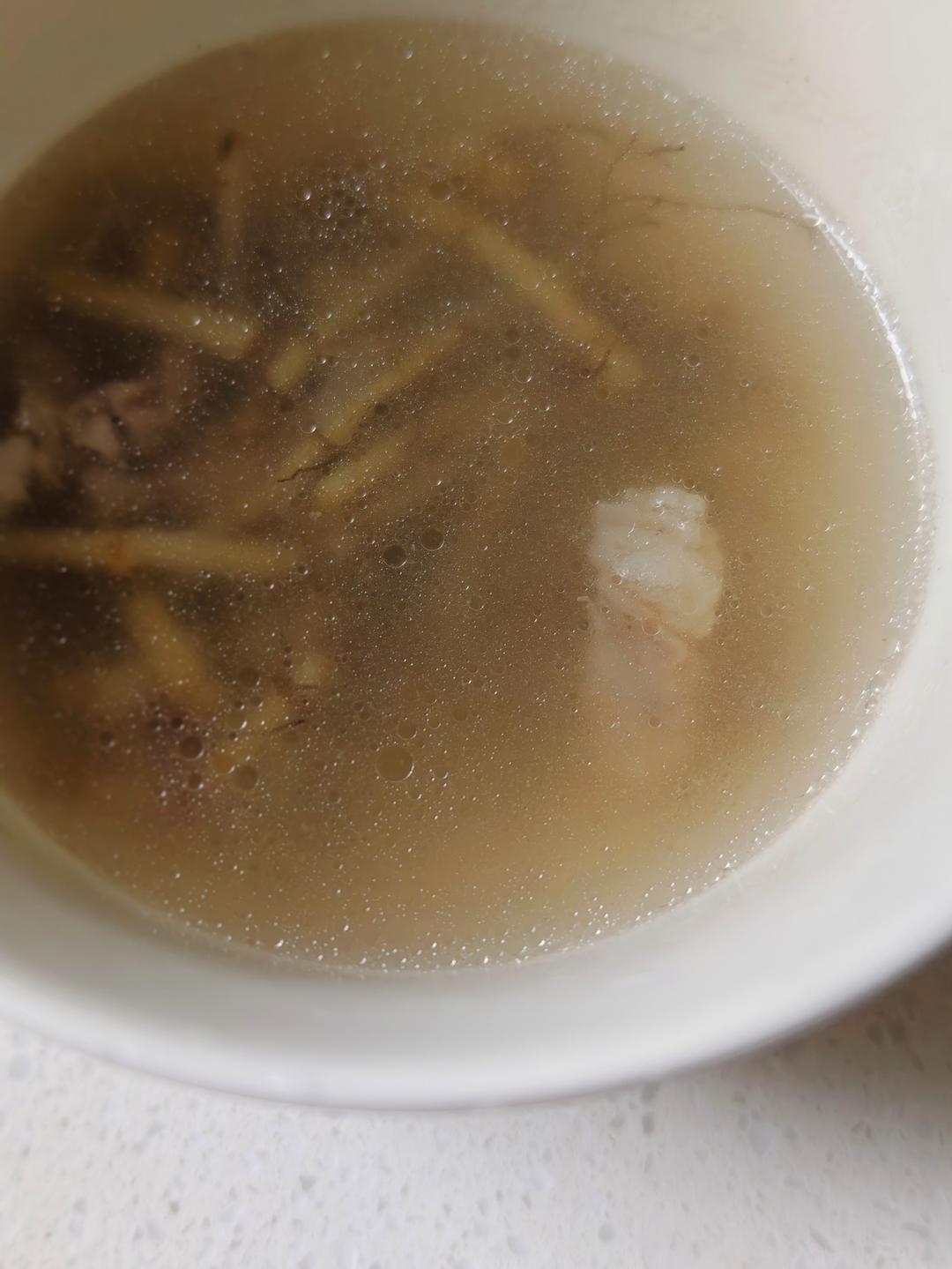 鱼腥草瘦肉汤
