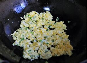 鸡蛋三明治趣味早餐的做法 步骤4