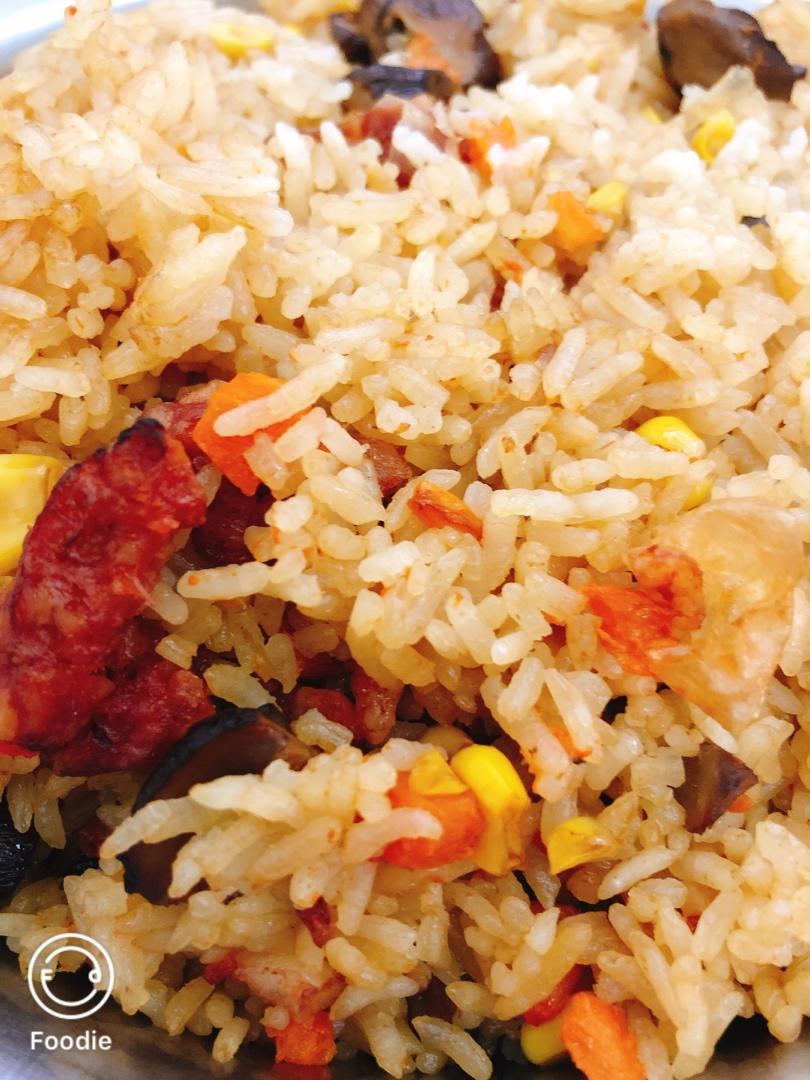 腊肠闷饭(电饭锅版)