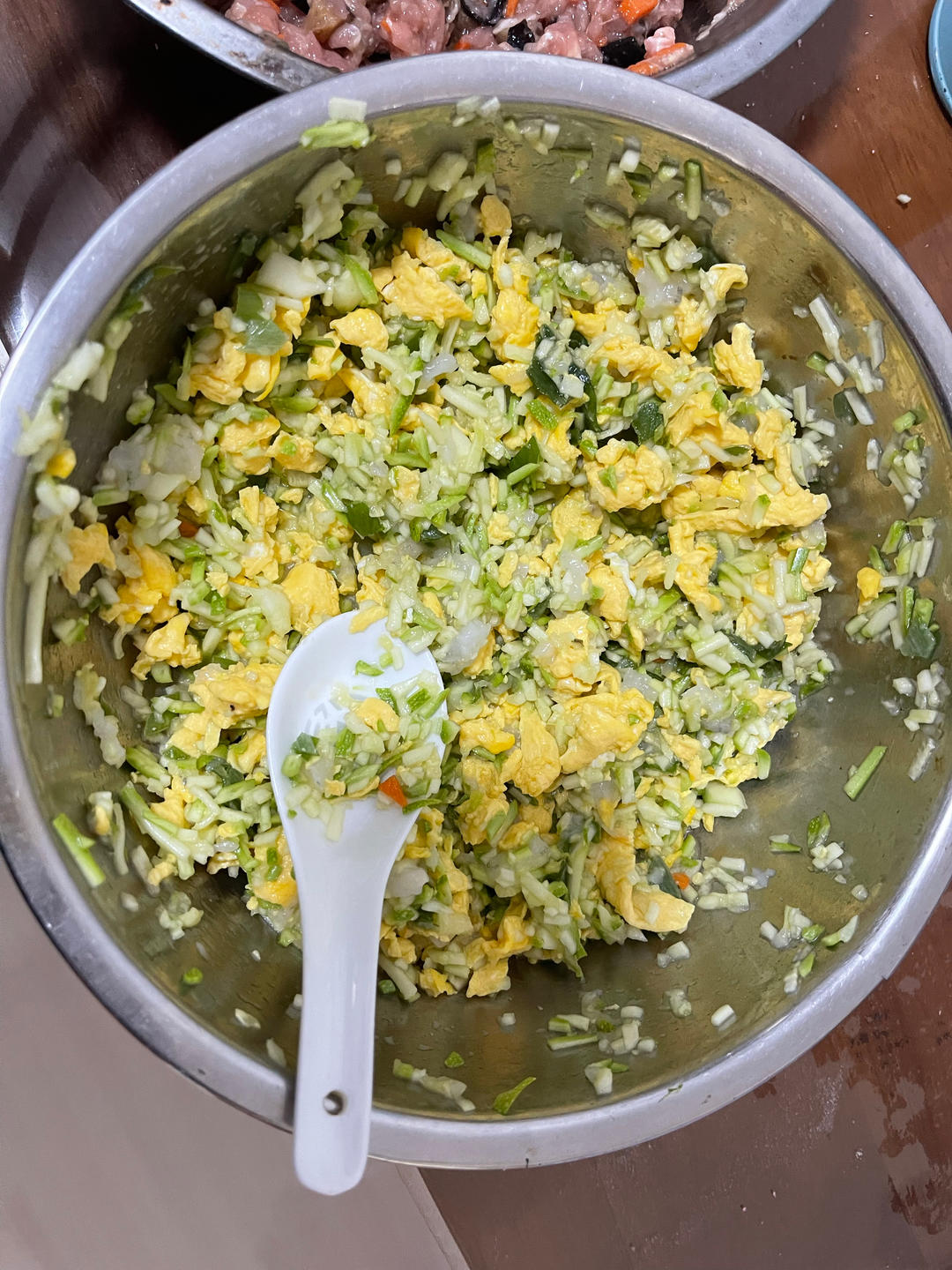 西葫芦鸡蛋虾仁三鲜饺子