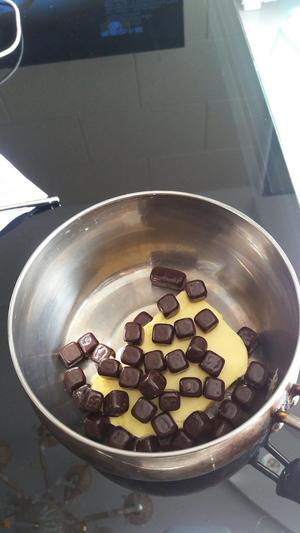巧克力熔岩蛋糕懒人版的做法 步骤1