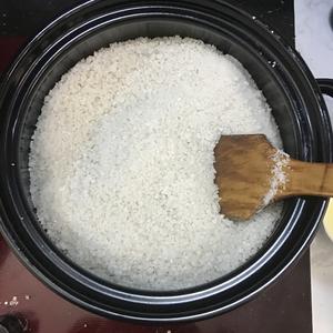 砂锅盐焗鸡的做法 步骤7