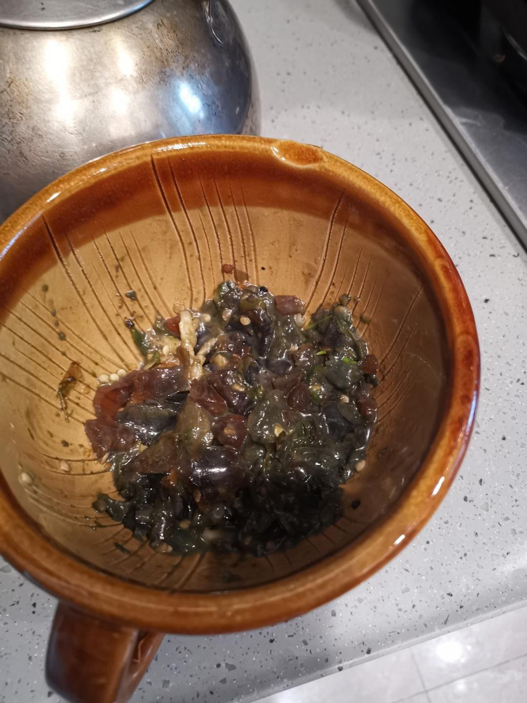 【正宗湘菜】擂辣椒皮蛋