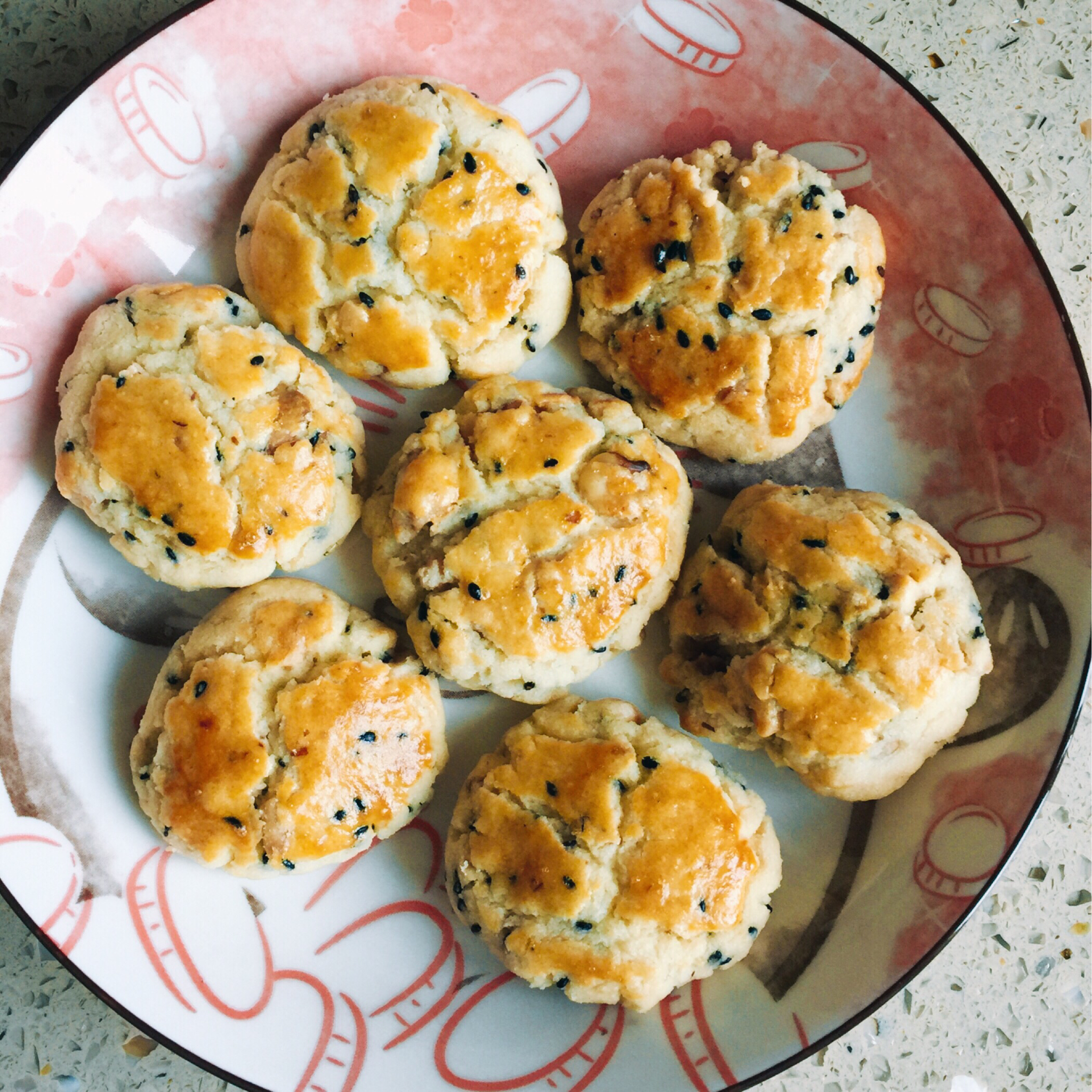 杏仁粉黑芝麻芝麻酥饼
