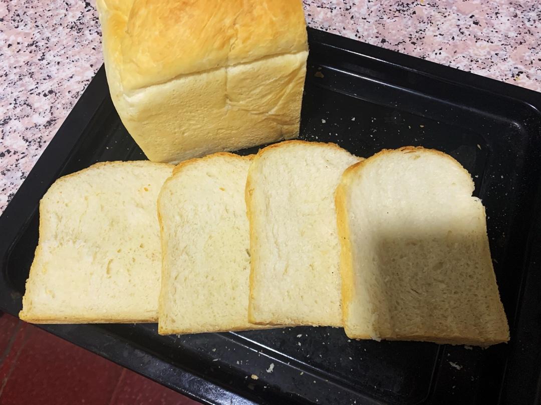 【小高姐】早餐白面包 极简主义的手工面包