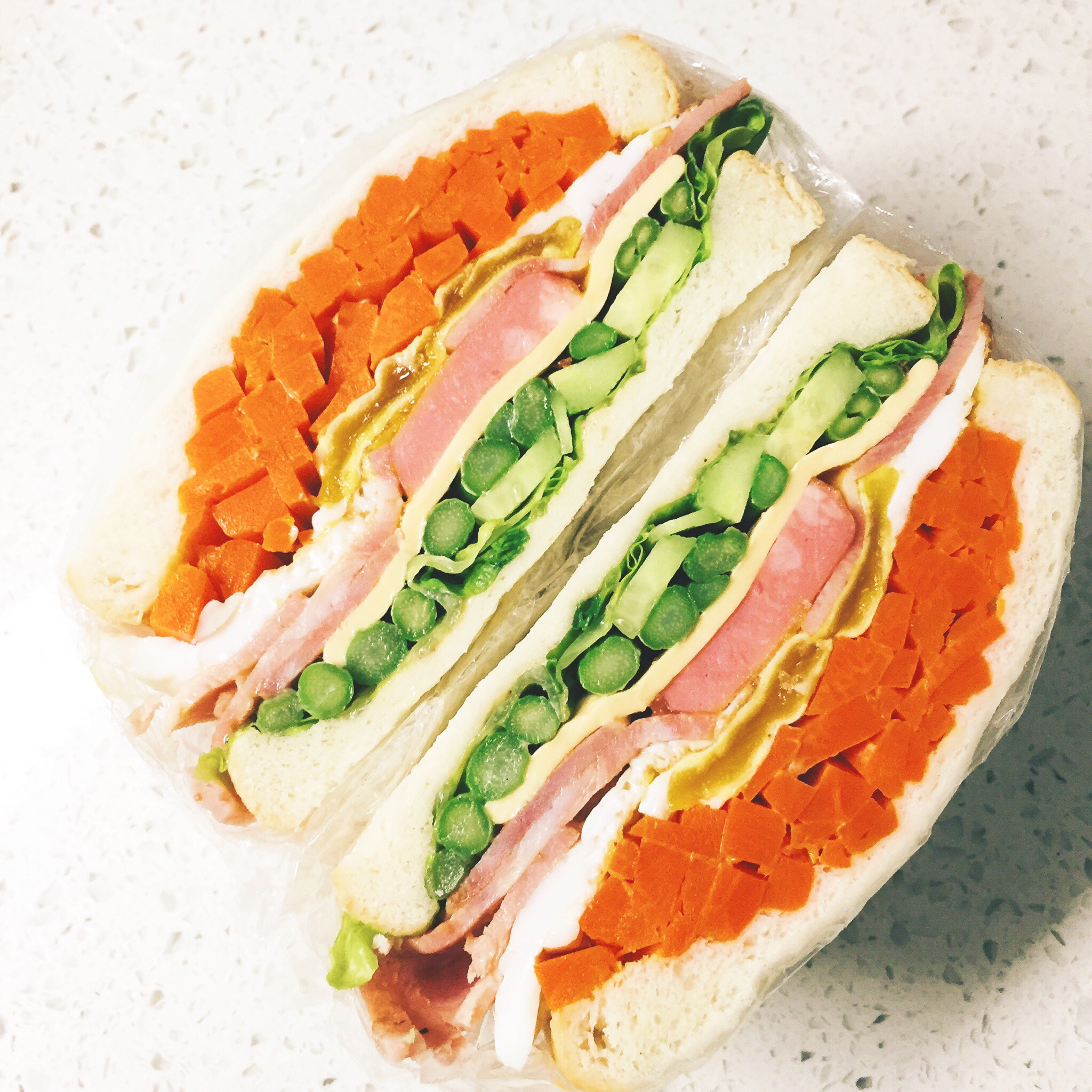 ins上超火的沼サン（沼三明治）