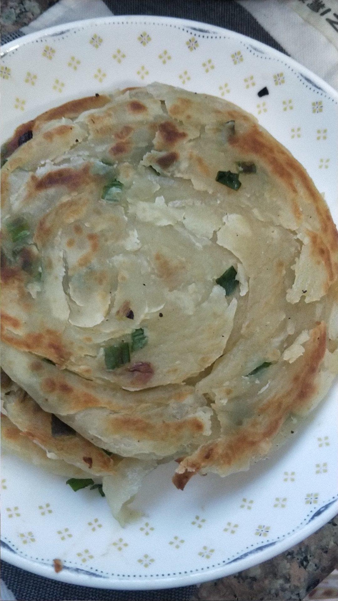 葱油饼（附外酥里嫩的技巧）