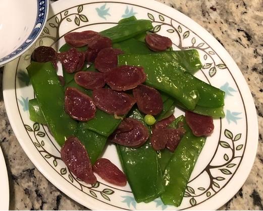 腊肠炒荷兰豆